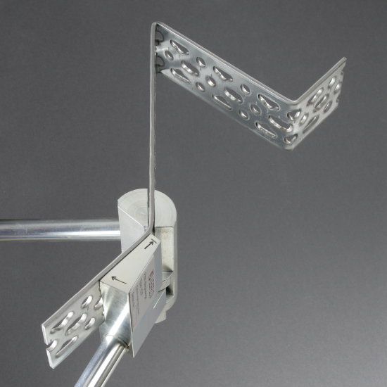 45° biegen und fertig ist die Wandkonsole!